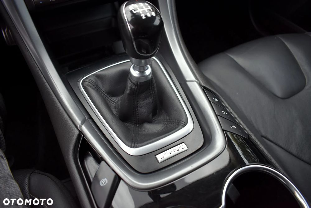 Ford Mondeo 2.0 TDCi Titanium - 28