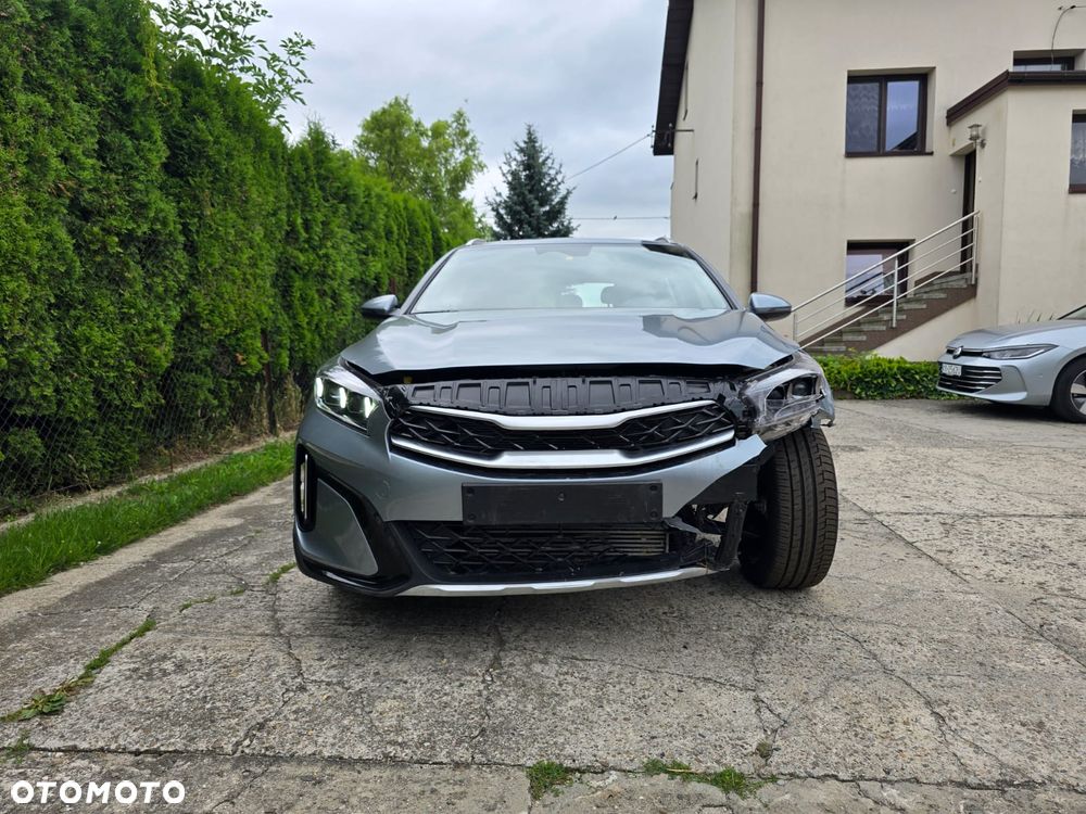 Kia XCeed 1.0 T-GDI L Business Line - 11