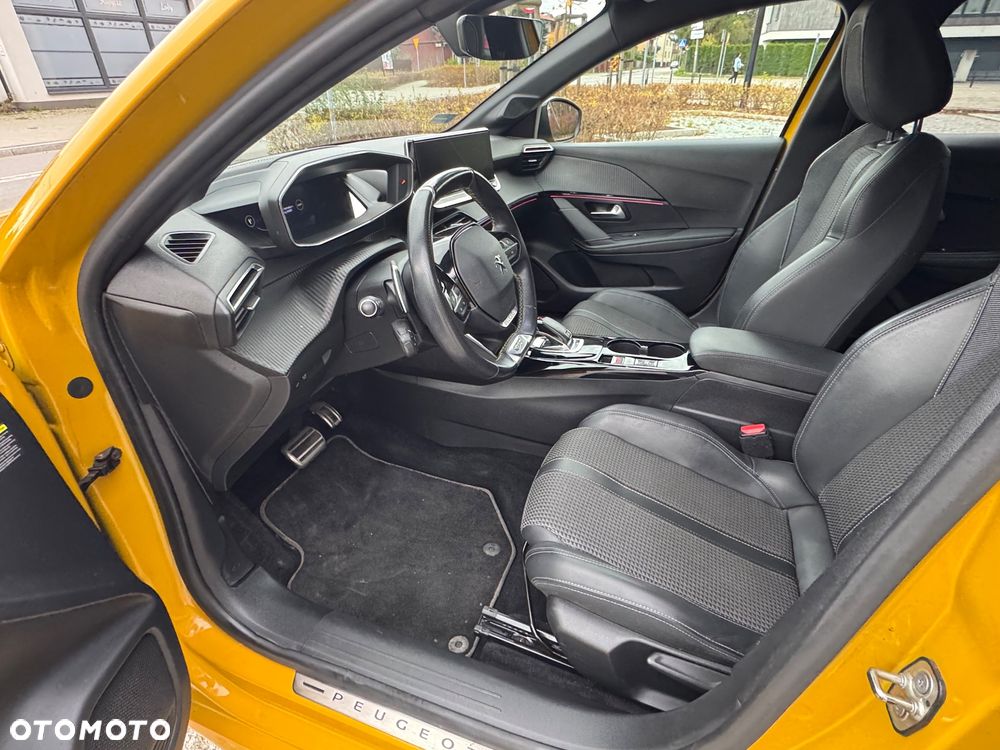 Peugeot 208 1.2 PureTech GT Line S&S EAT8 - 10