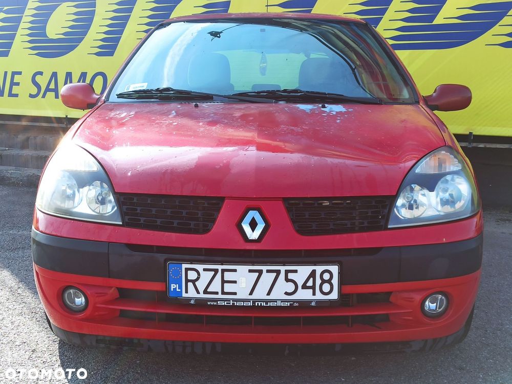 Renault Clio - 2