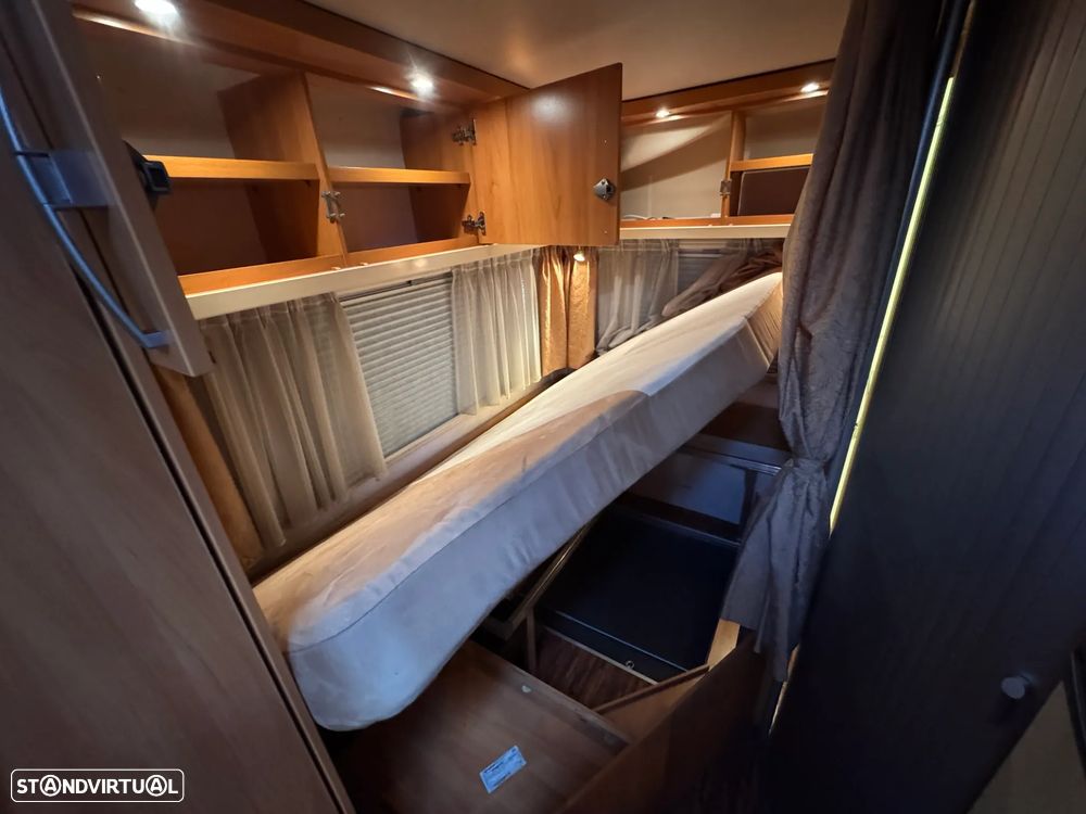 Hymer Classe B CL 654 3.0JTD - 34