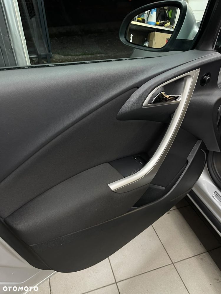 Opel Astra 1.4 Turbo - 24