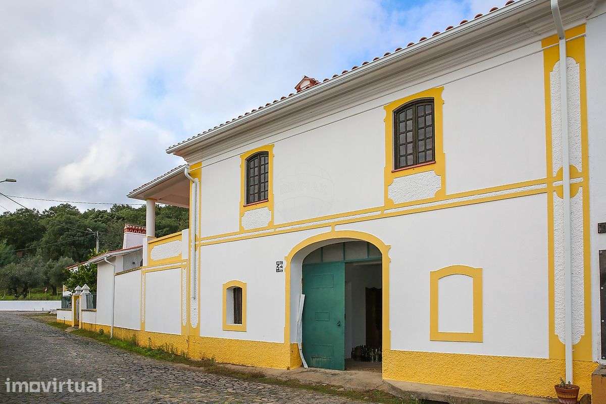 Moradia T7 para venda - Grande imagem: 2/26