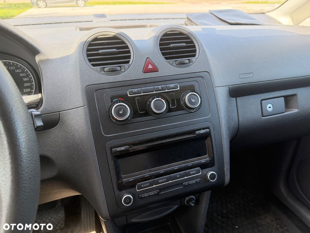 Volkswagen Caddy - 10