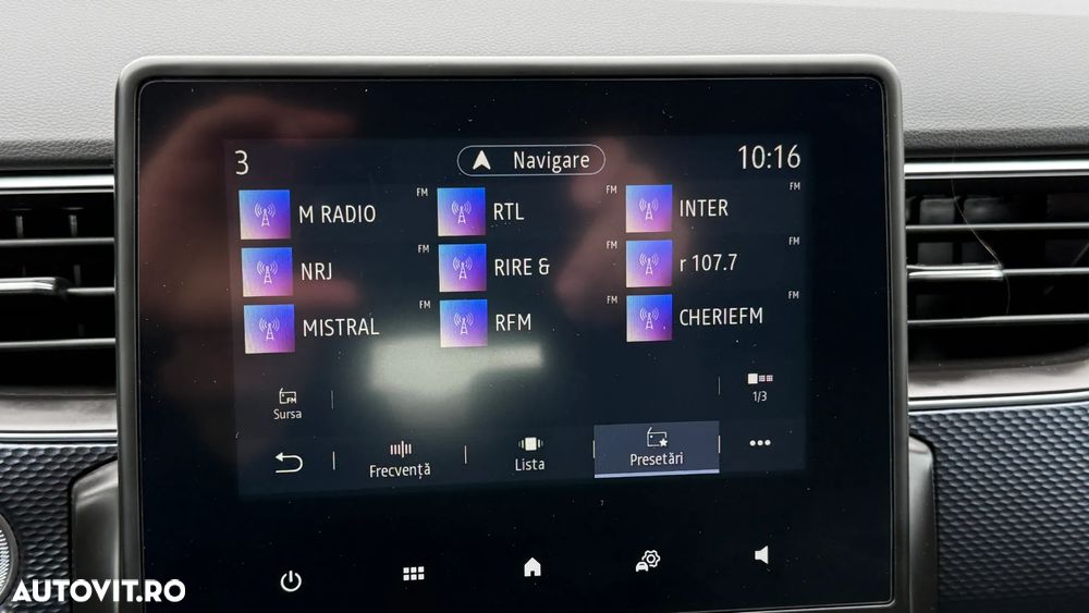 Renault Arkana E-TECH 145 Evolution - 17