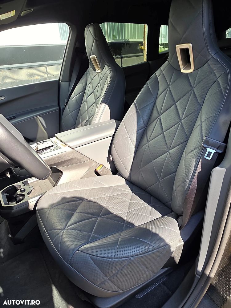 BMW iX xDrive50 - 11