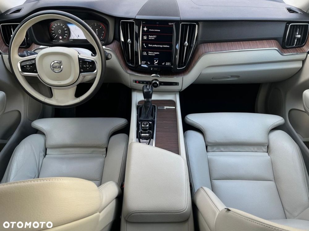 Volvo XC 60 - 12