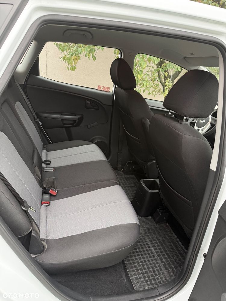 Kia Venga - 20