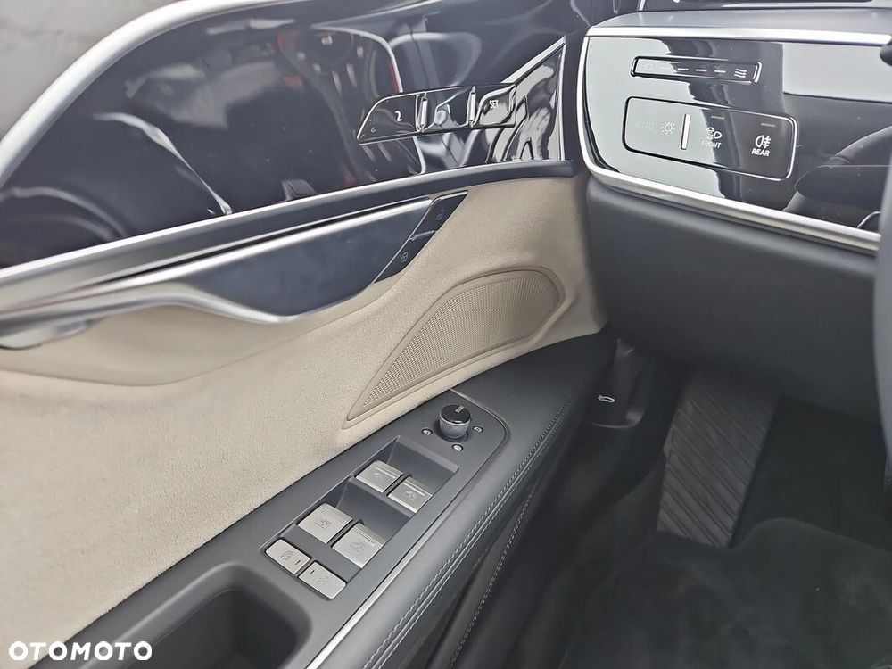 Audi A8 L 60 TFSI mHEV Quattro Tiptr - 15