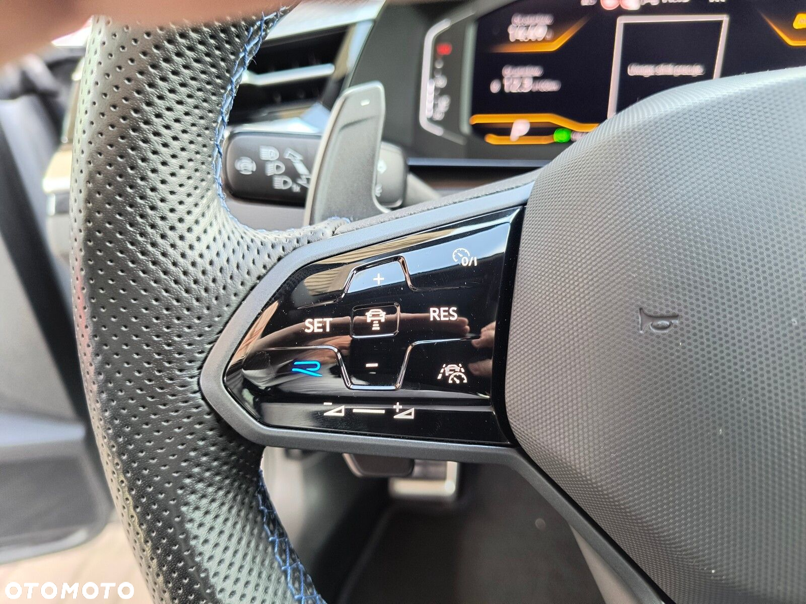 Volkswagen Arteon 2.0 TSI 4Motion R DSG - 19