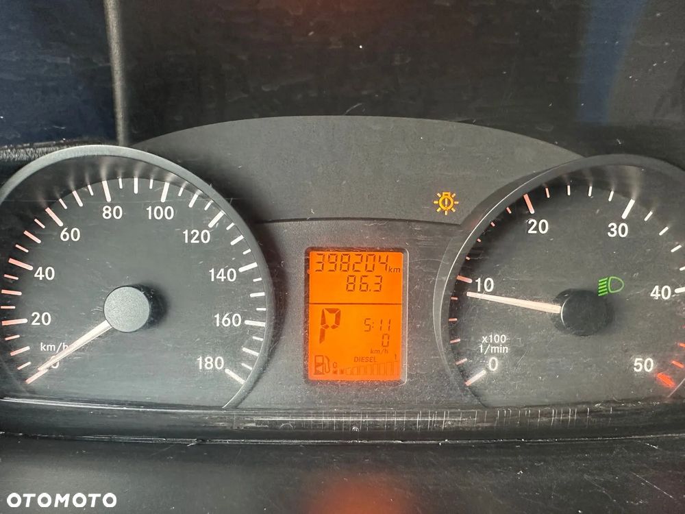 Mercedes-Benz Sprinter - 18