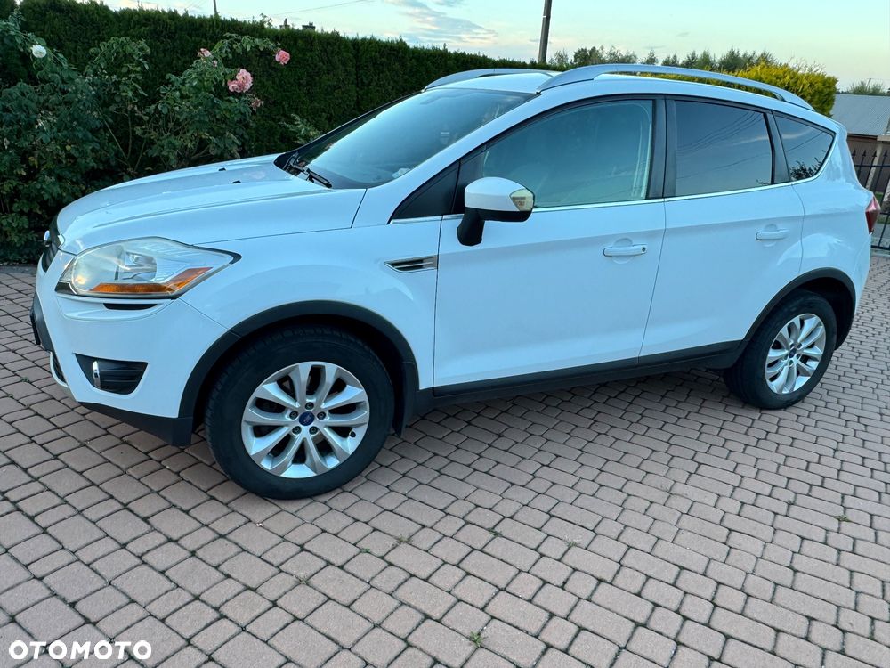 Ford Kuga - 1