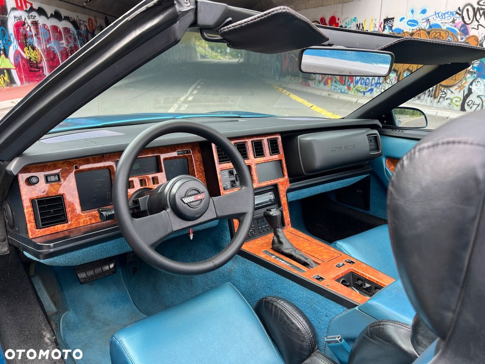 Chevrolet Corvette Convertible 5.7 - 12