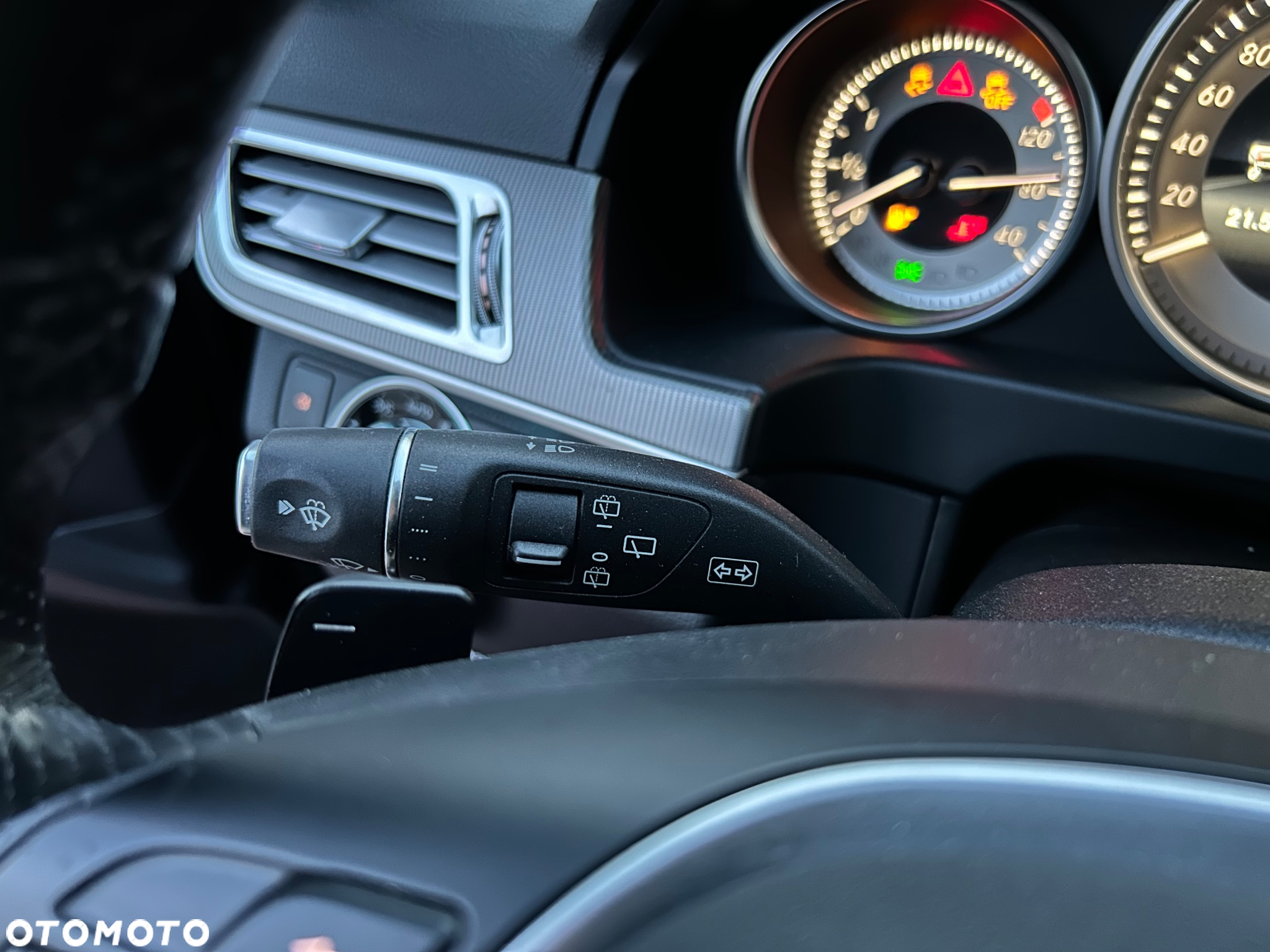 Mercedes-Benz Klasa E 250 BlueTEC 4-Matic Avantgarde - 21