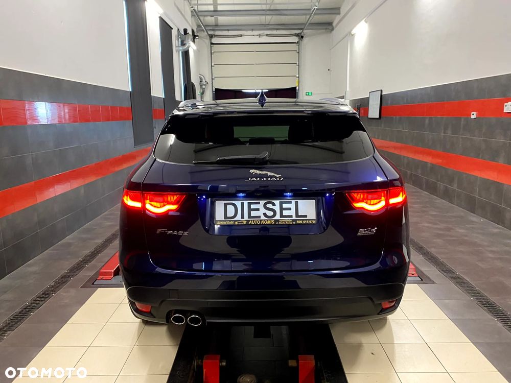 Jaguar F-Pace 2.0 i4D RWD R-Sport - 10