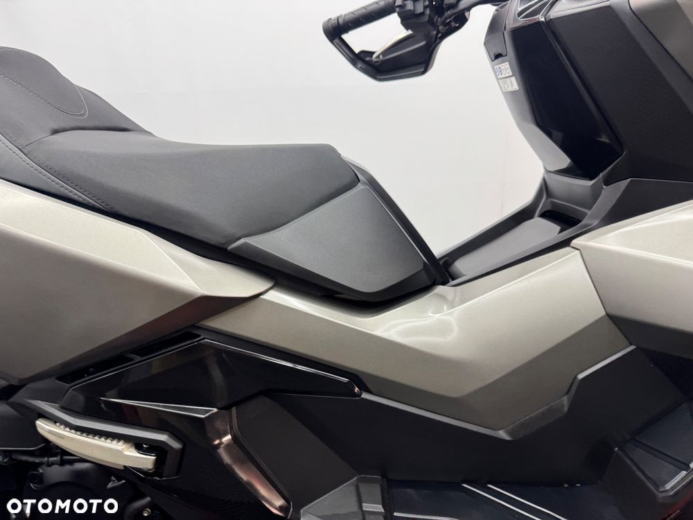 Honda ADV350 - 36