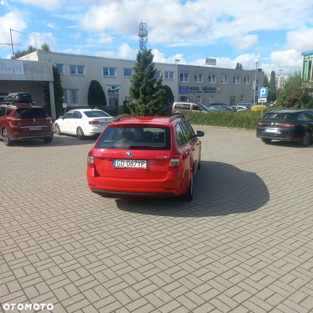 Skoda Octavia 1.6 TDI Ambition - 10