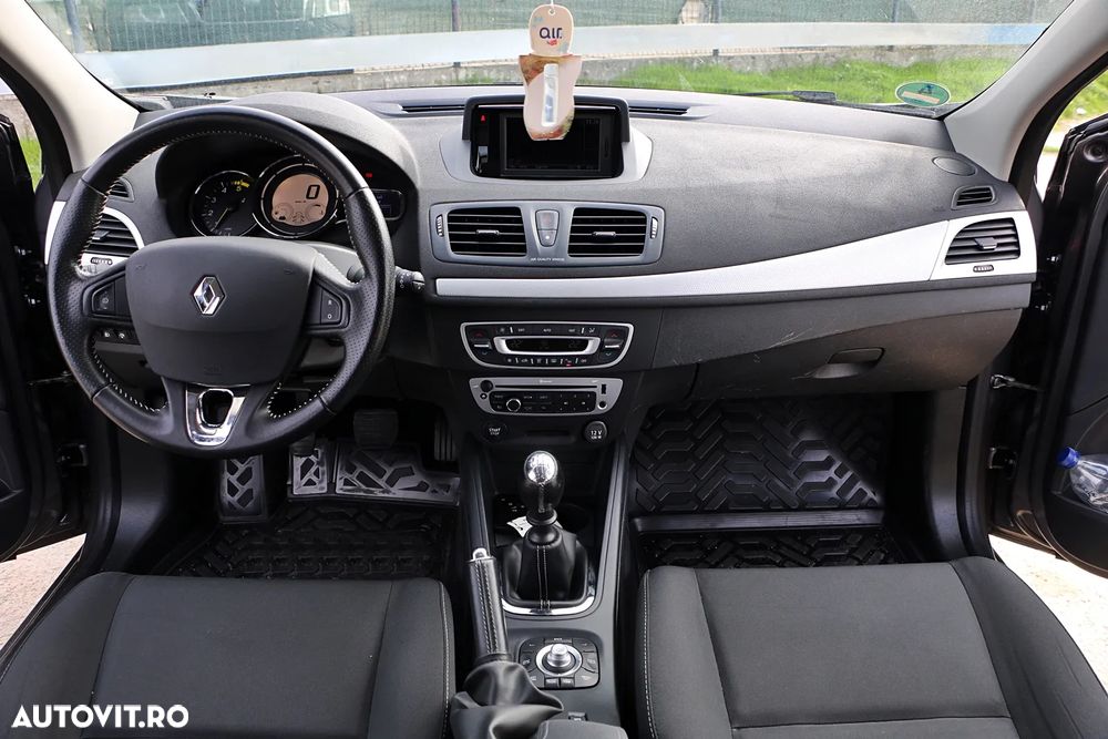 Renault Megane dCi 110 FAP Paris Business - 6