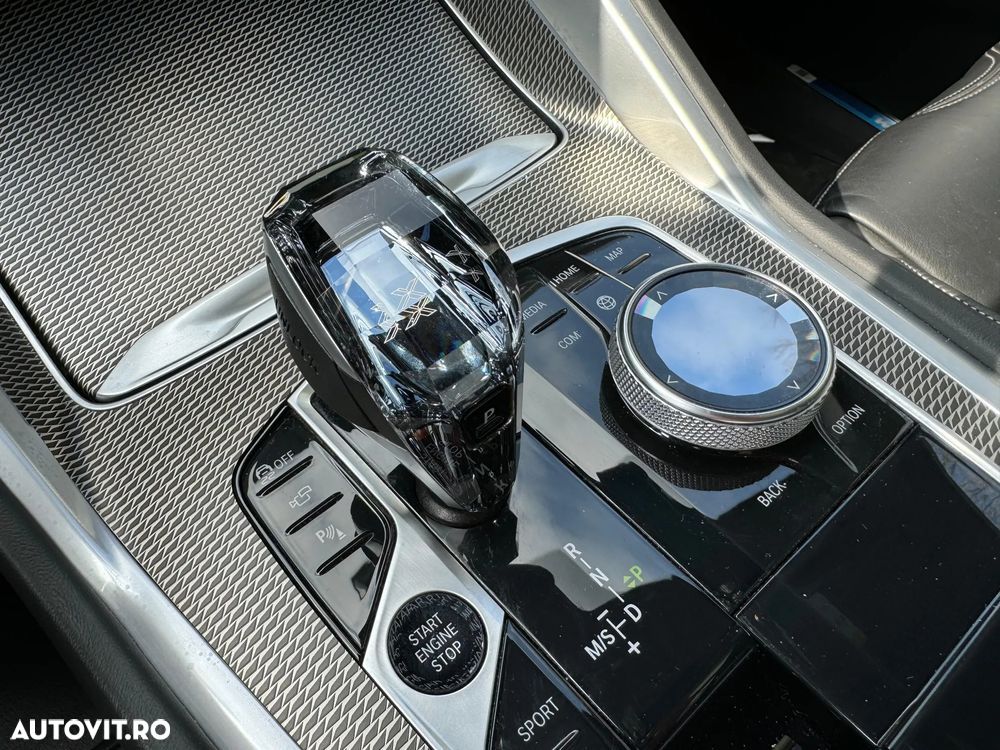 BMW X6 xDrive40d AT MHEV - 12