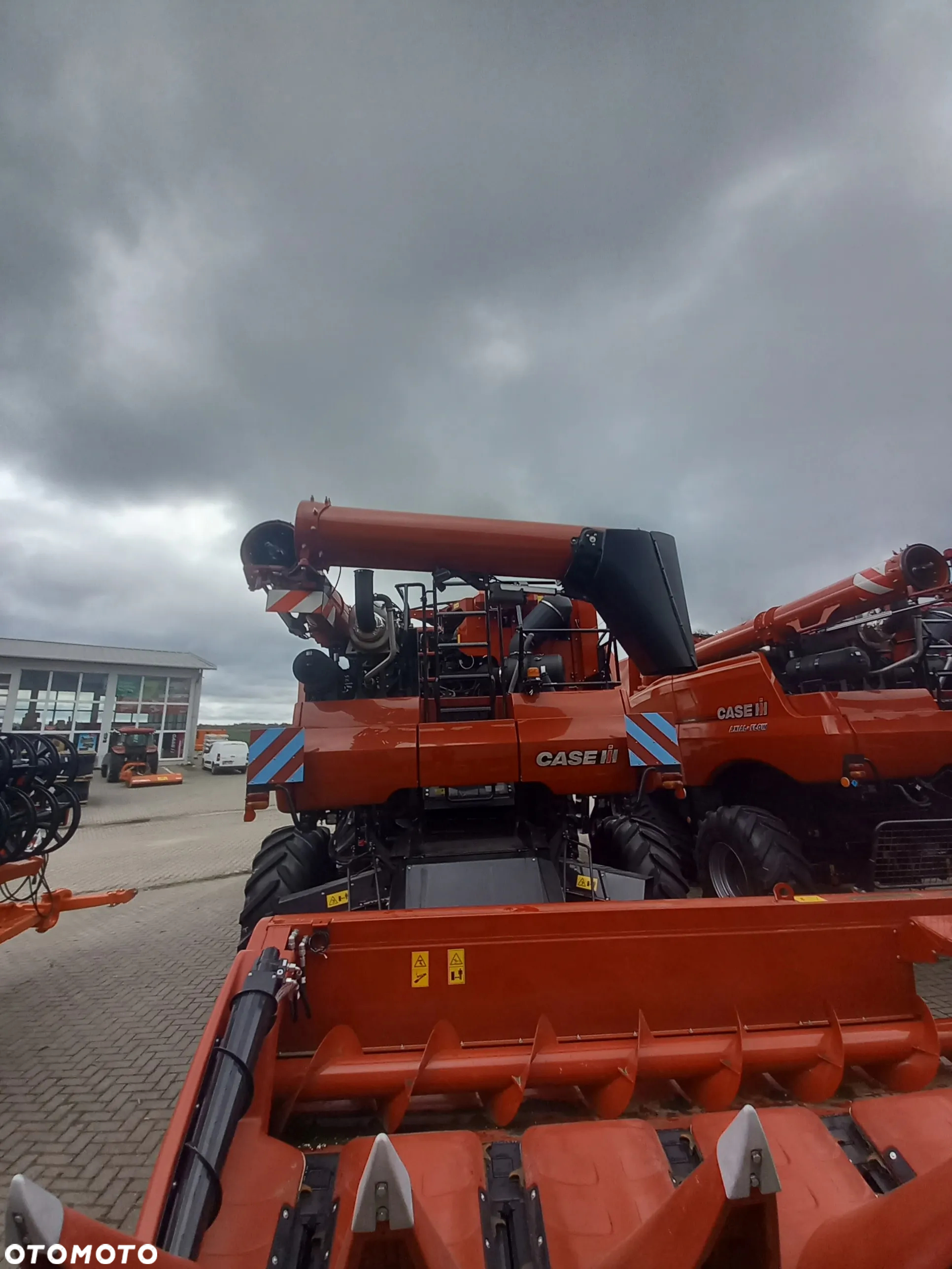 Case IH Axial-Flow 8250 - 23