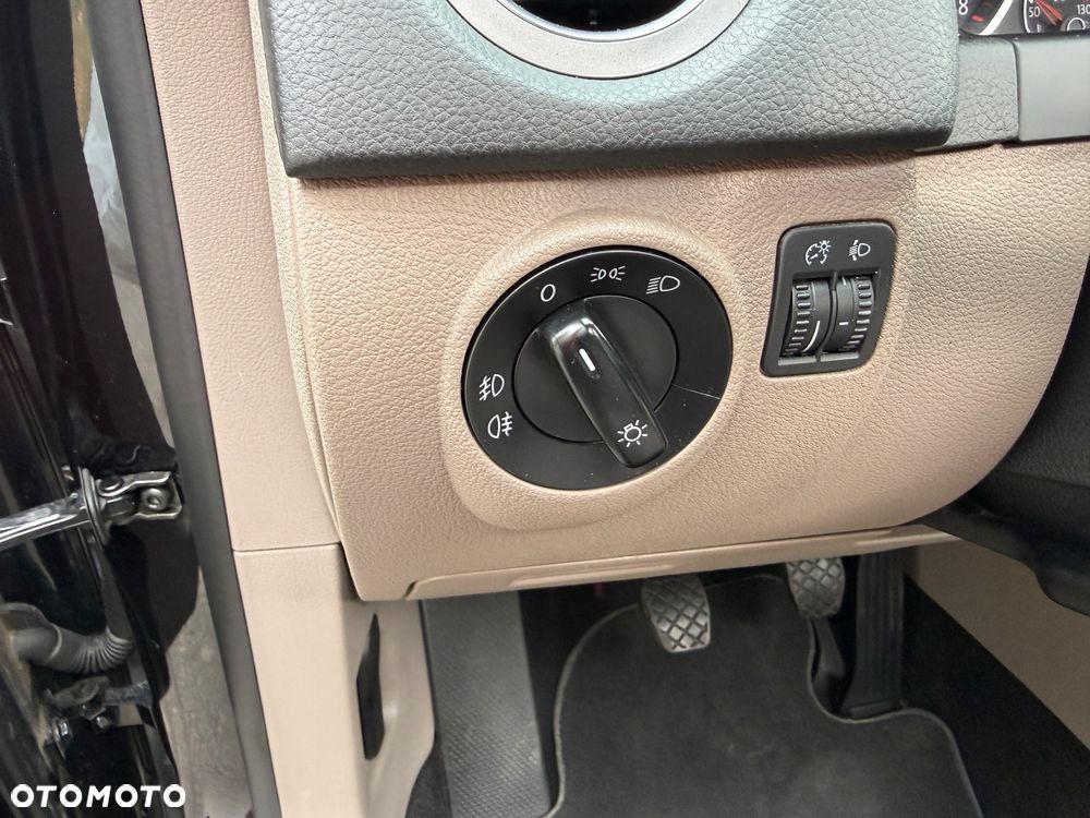 Volkswagen Tiguan - 23