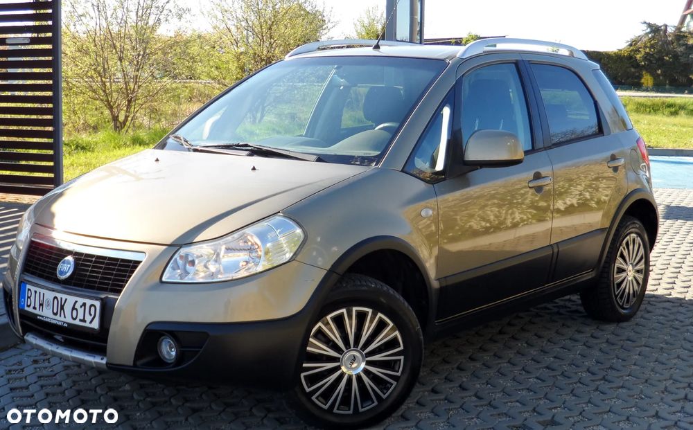 Skoda Roomster 1.4 16V Comfort - 32