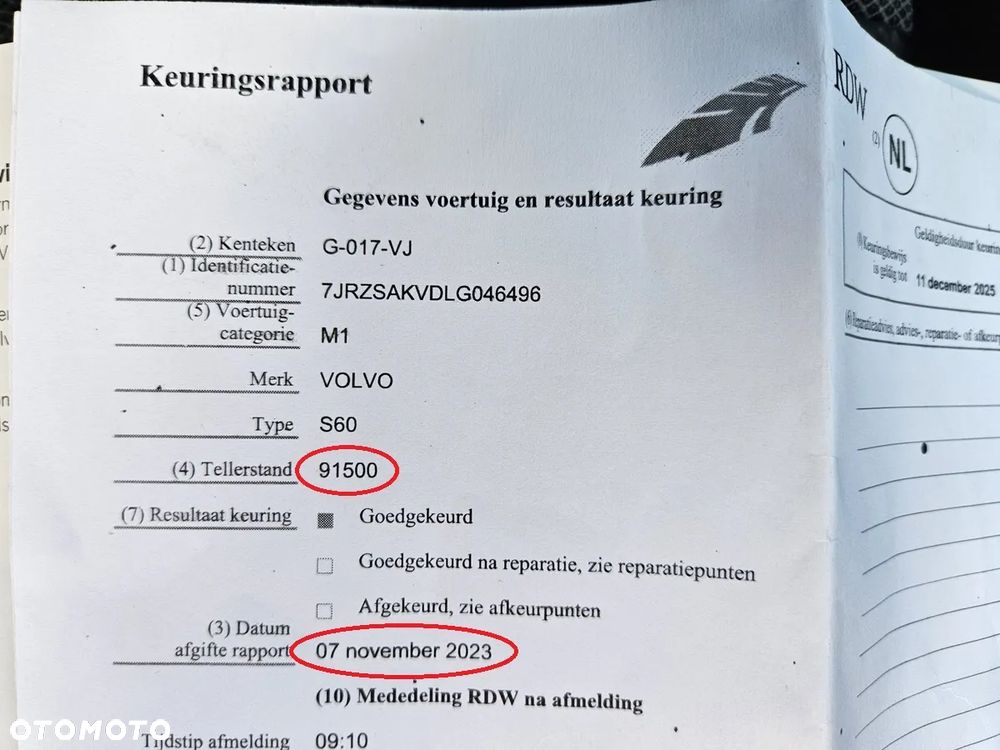 Volvo S60 T4 R-Design - 36