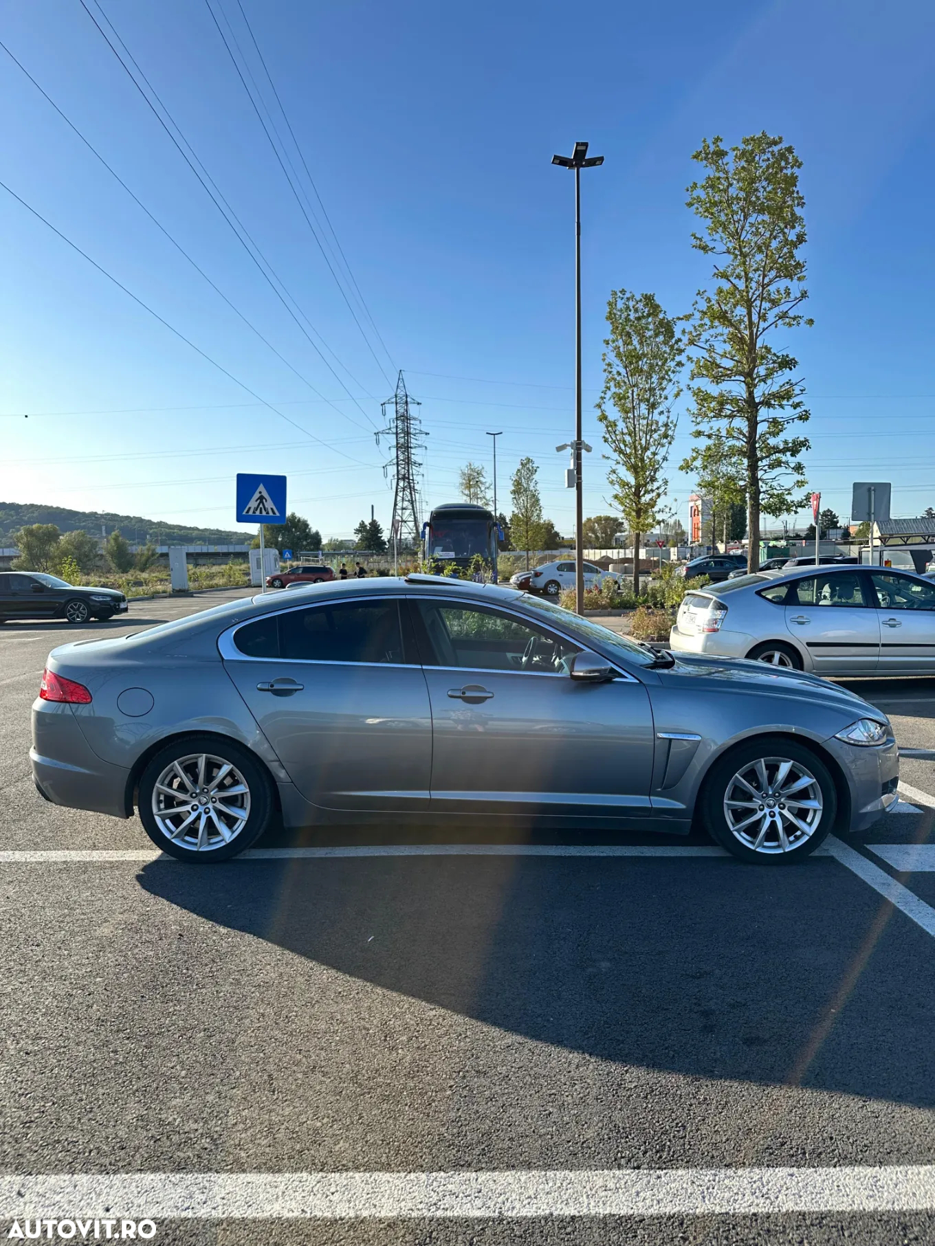 Jaguar XF 2.2D Luxury - 3