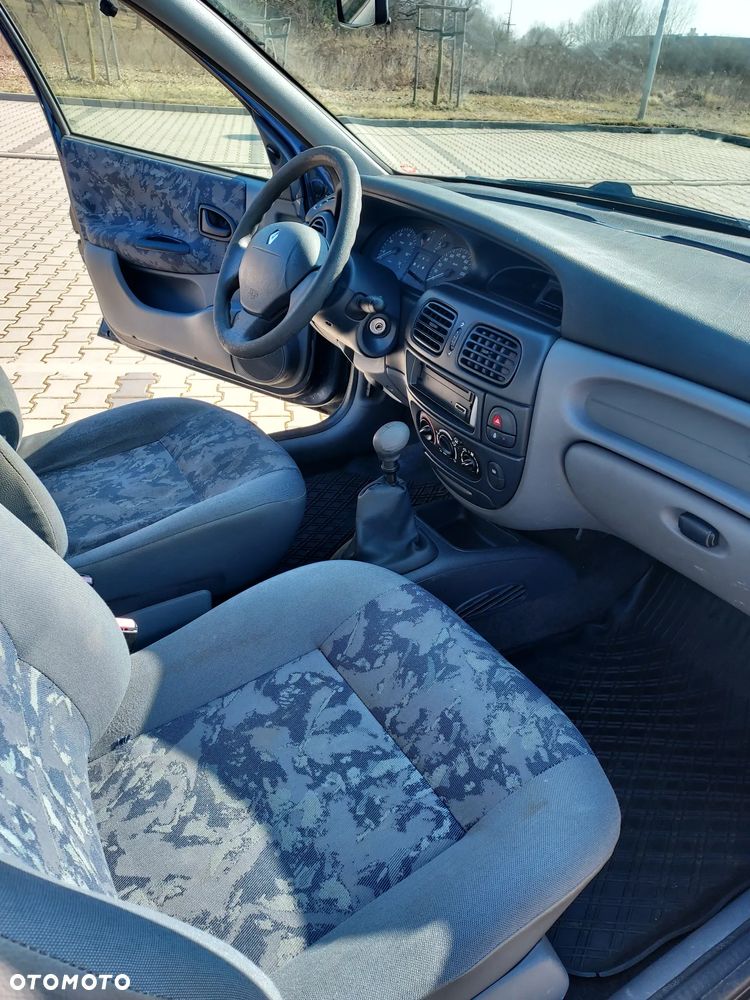 Renault Megane 1.4 RN 16V (klm) - 21