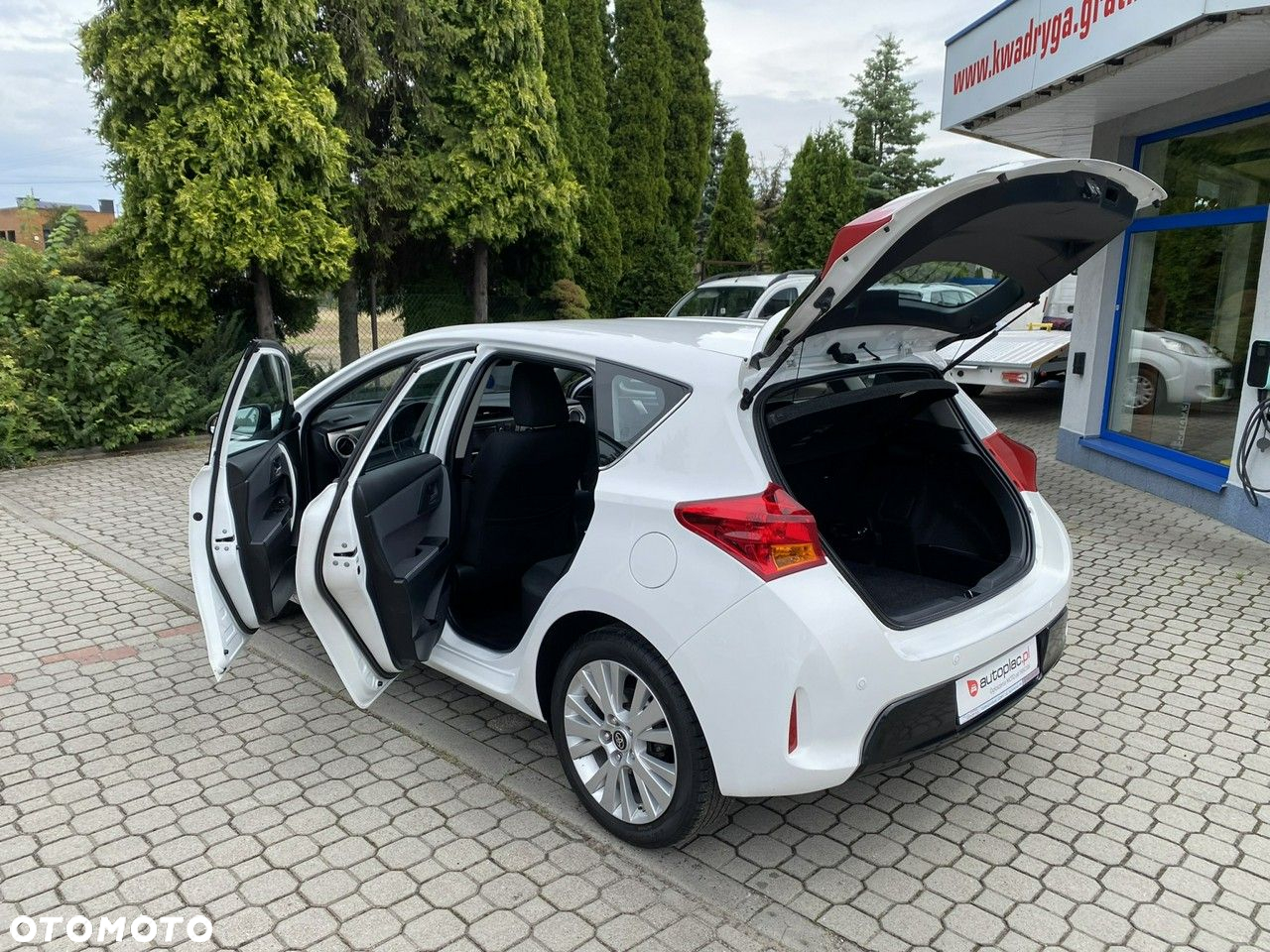 Toyota Auris - 29
