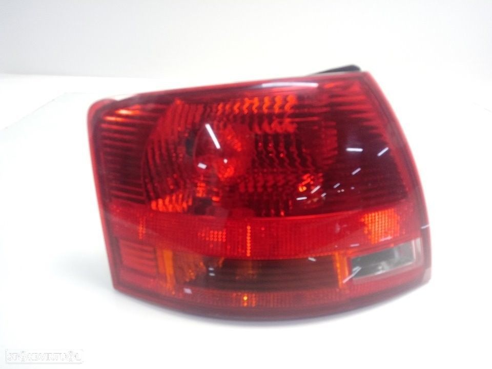 FAROLIM TRASEIRO ESQUERDO AUDI A4 AVANT 2003 -8E9945095E - 3
