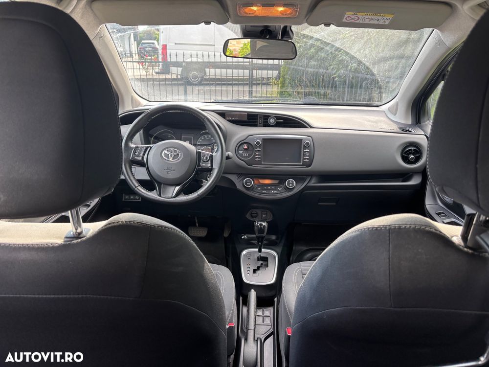 TOYOTA Yaris 2019 — imagine 9