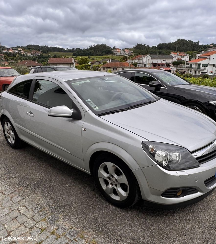 Opel Astra GTC 1.7 CDTI - 1