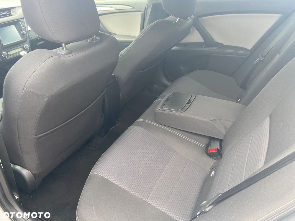 Toyota Avensis 2.0 D-4D Premium - 13