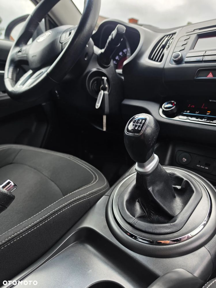 Kia Sportage 1.7 CRDI M 2WD - 30