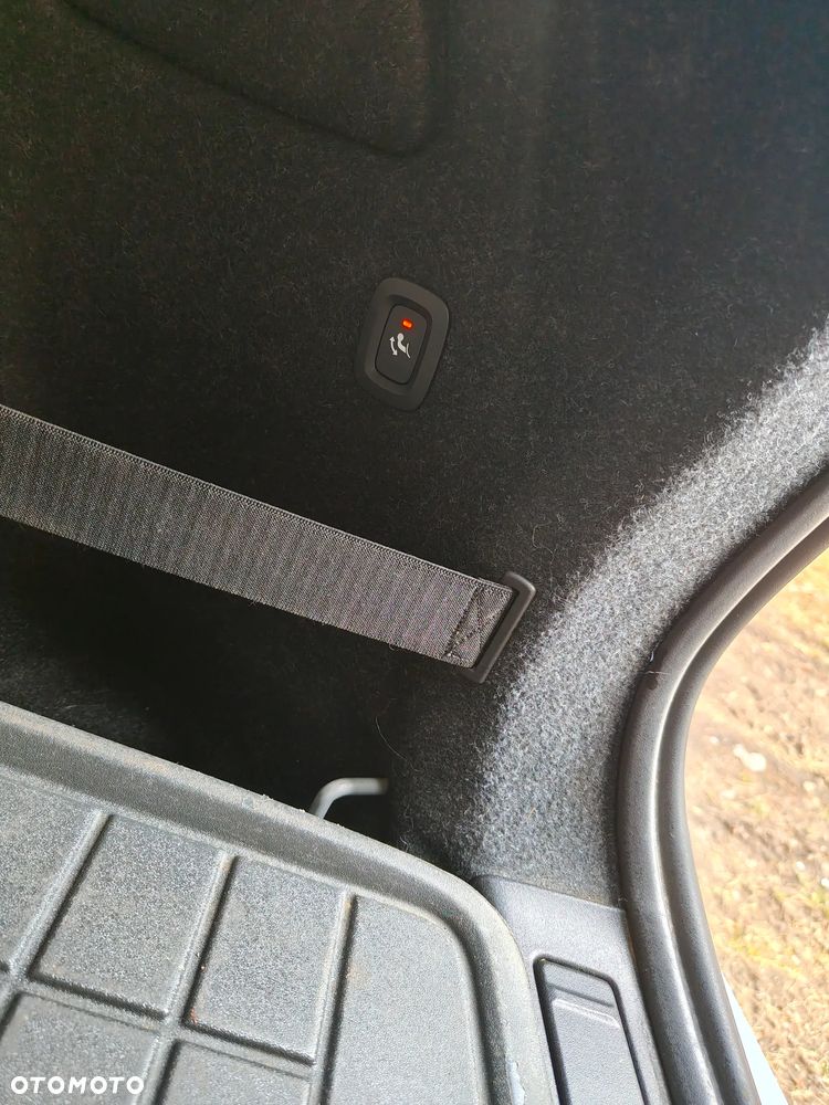 Volvo XC 40 D3 Geartronic - 17