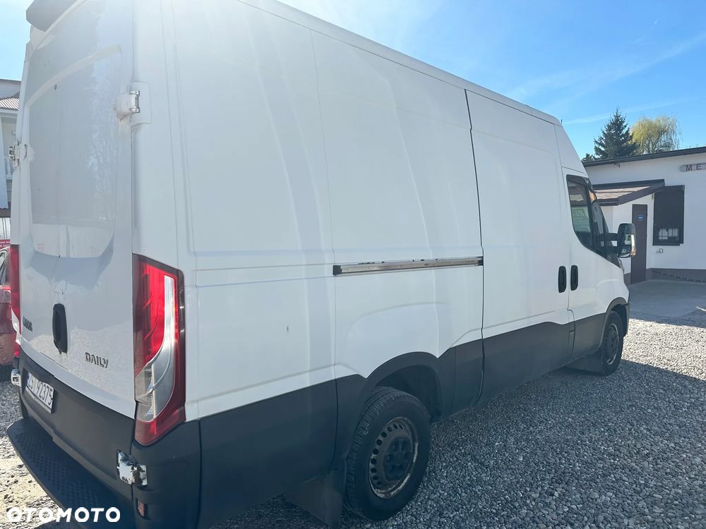 Iveco Daily 35S15 D - 11