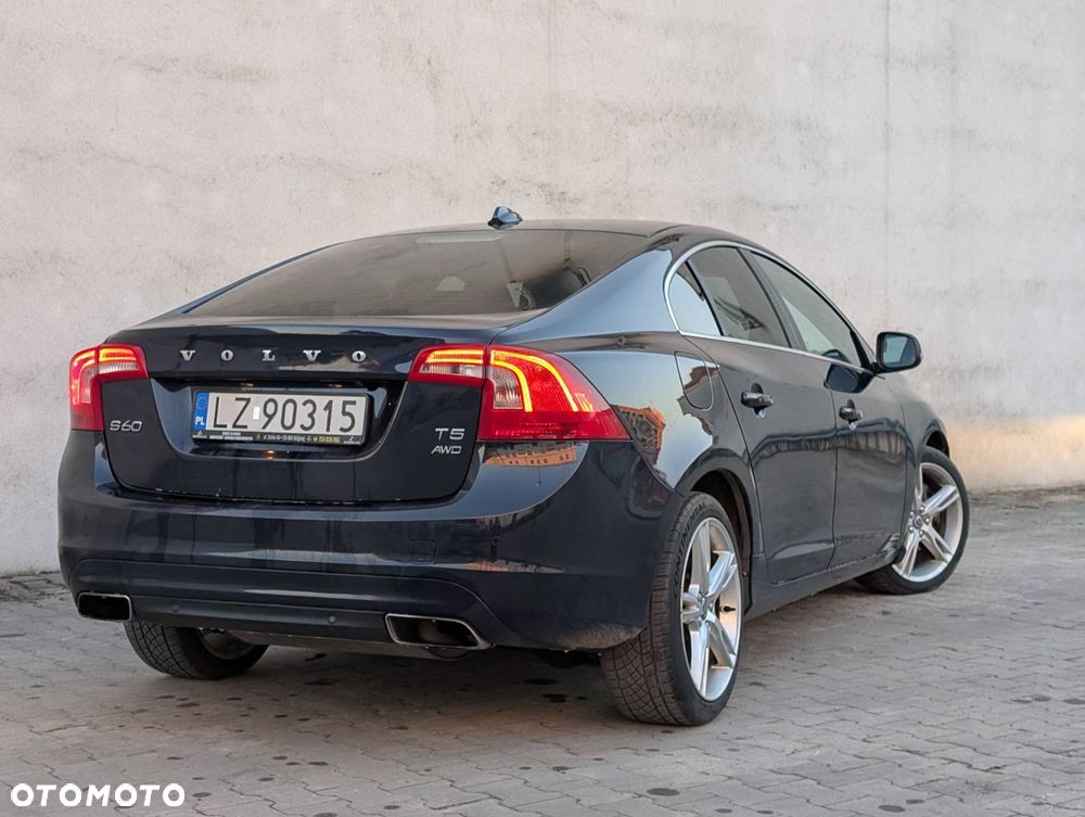 Volvo S60 2.5 T5 AWD - 4