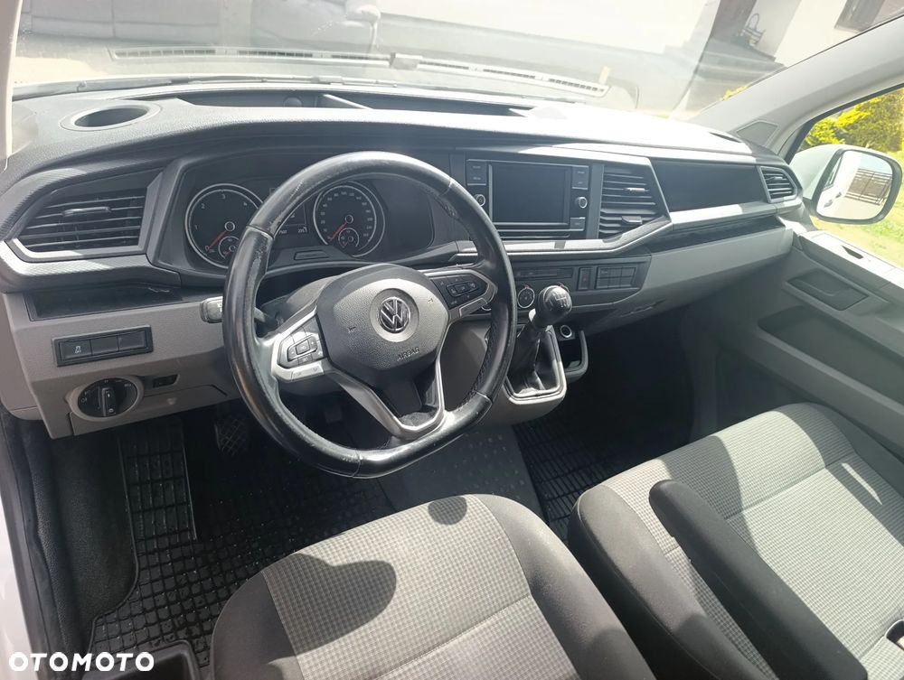 Volkswagen Transporter - 12