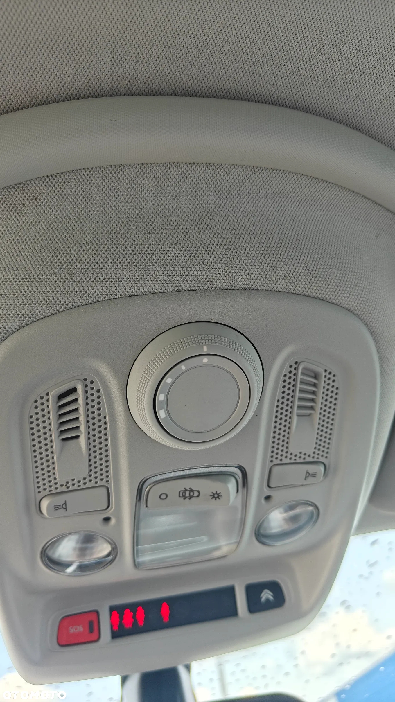 Citroën C4 2.0 HDi Exclusive - 8