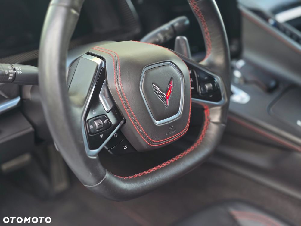 Chevrolet Corvette - 23
