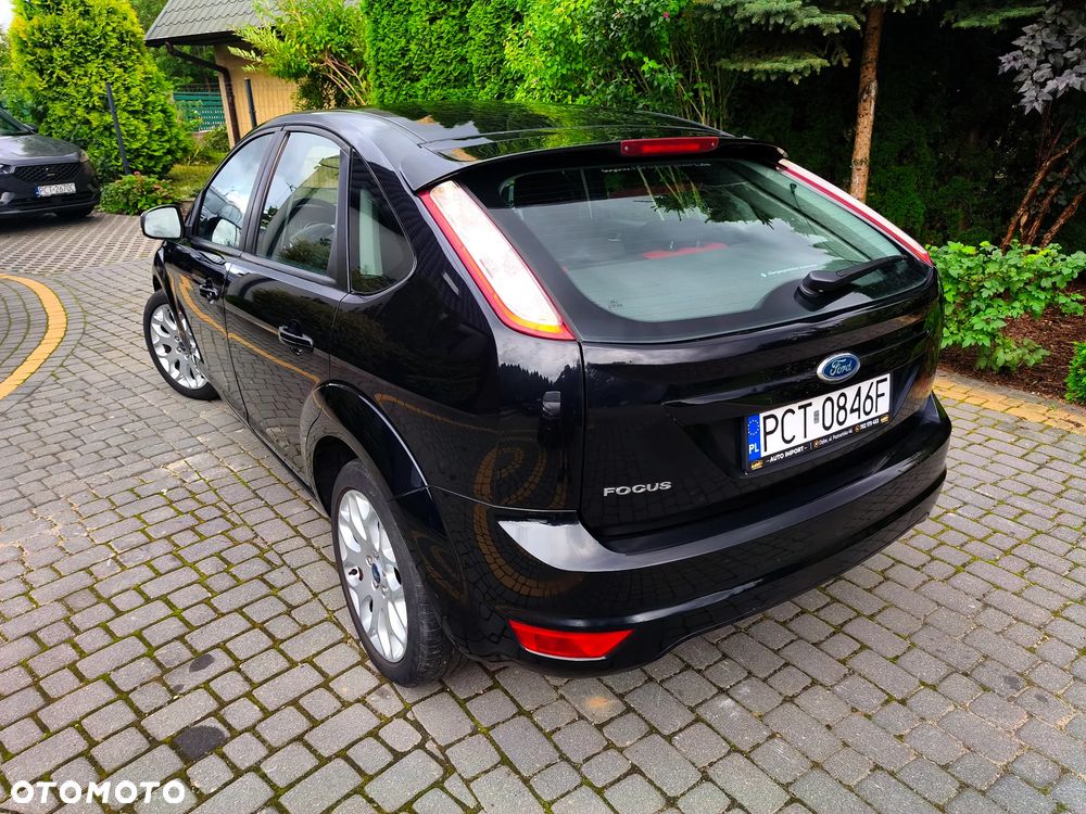 Ford Focus 1.6 Ti-VCT Trend - 11