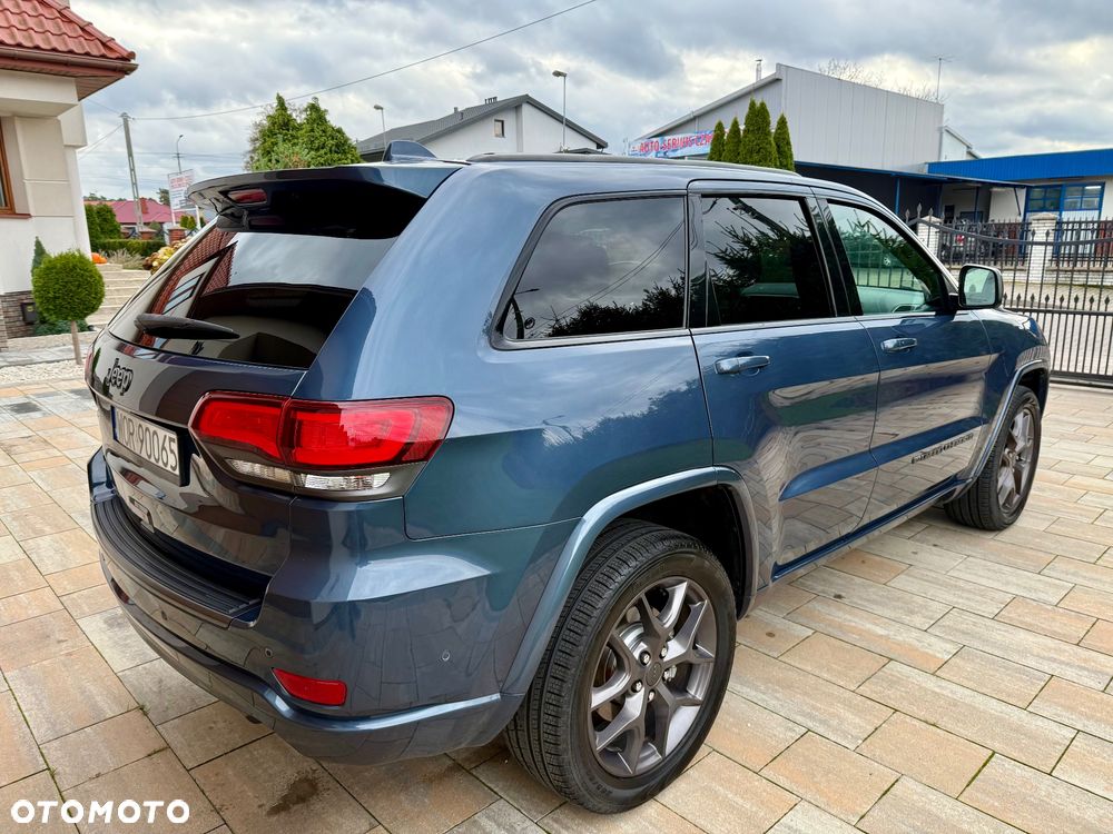 Jeep Grand Cherokee - 8