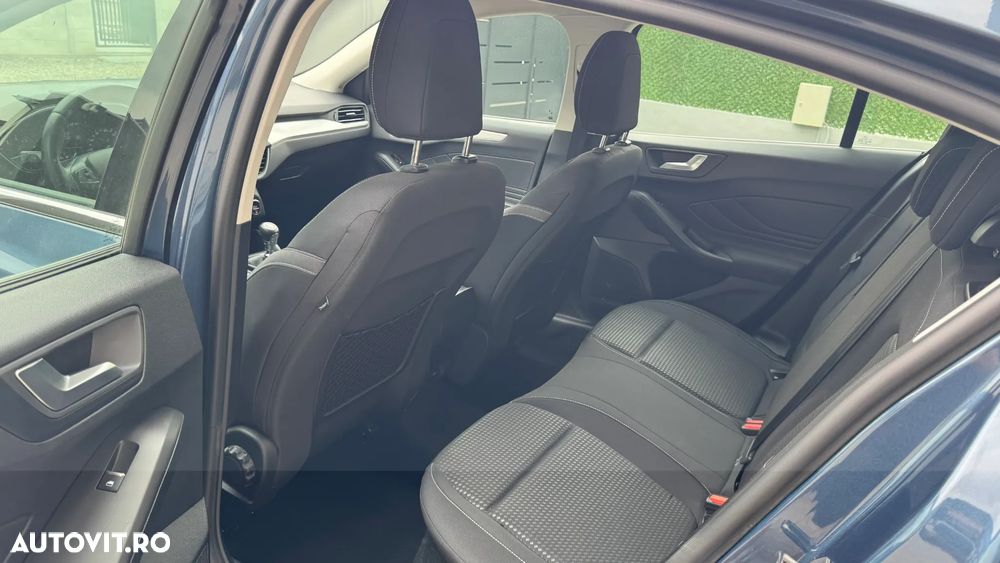 Ford Focus 1.0 EcoBoost Titanium - 19