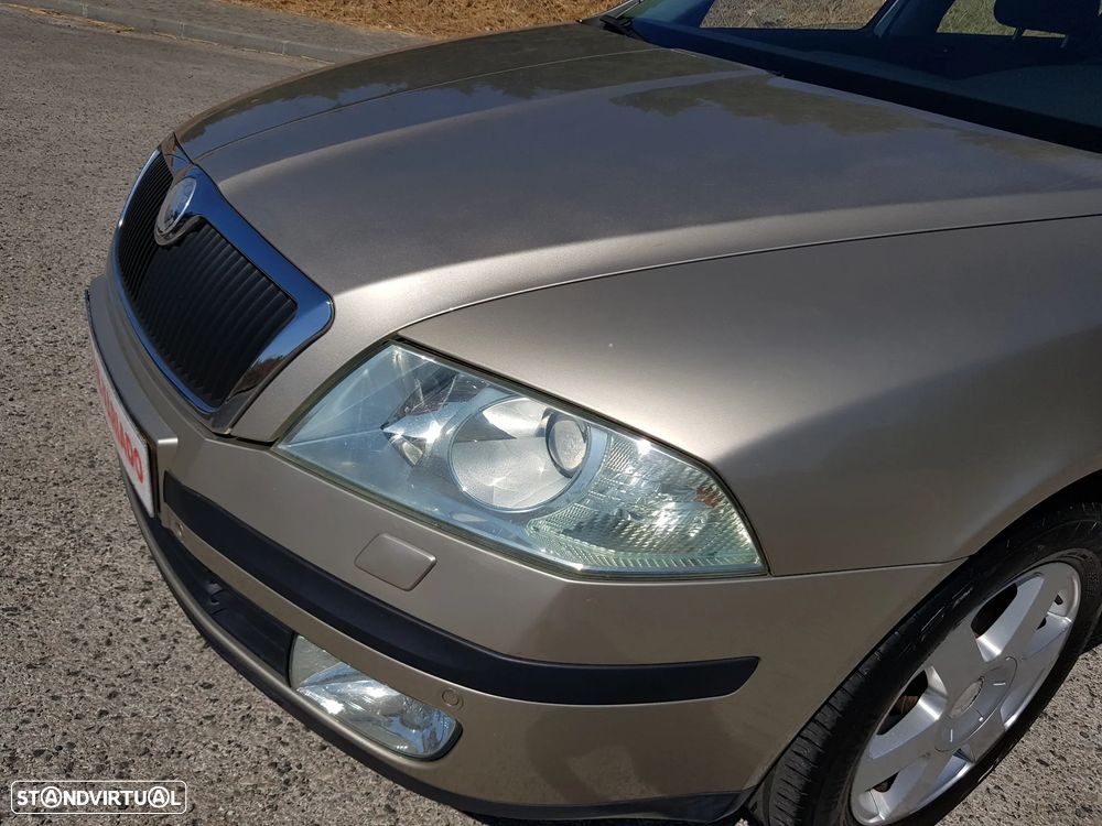 Skoda Octavia 1.6 Elegance - 59