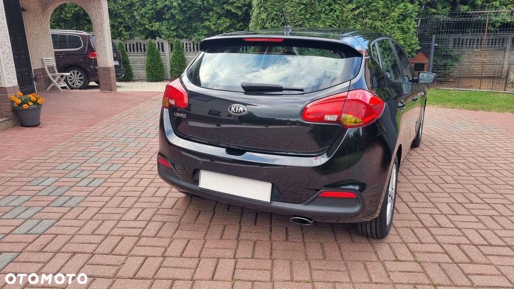 Kia Ceed 1.6 GDI Dream-Team Edition - 5