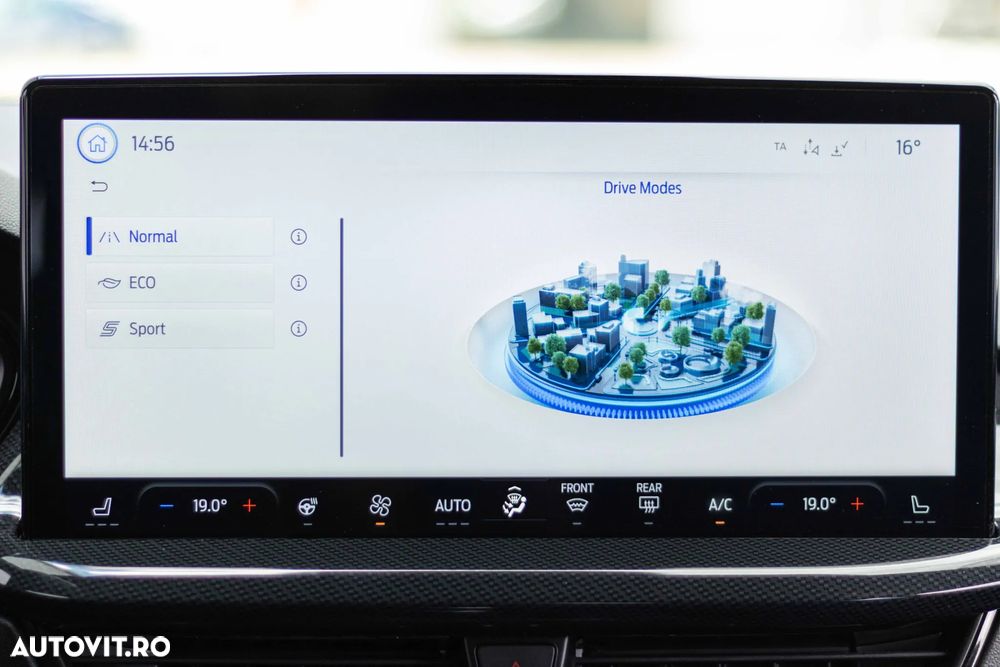 Ford Focus 1.0 EcoBoost MHEV ST-Line X - 25