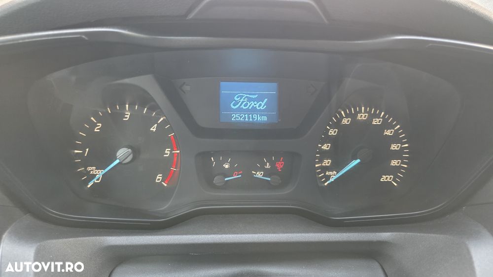 Ford Transit - 8