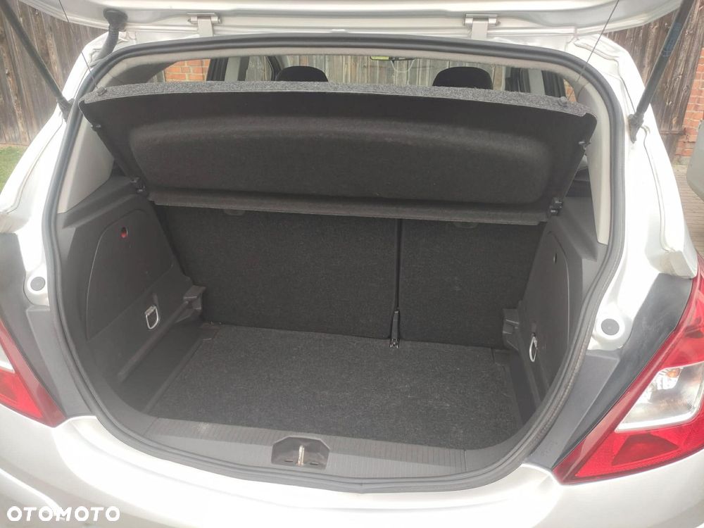 Opel Corsa 1.0 12V Easytronic Eco - 19