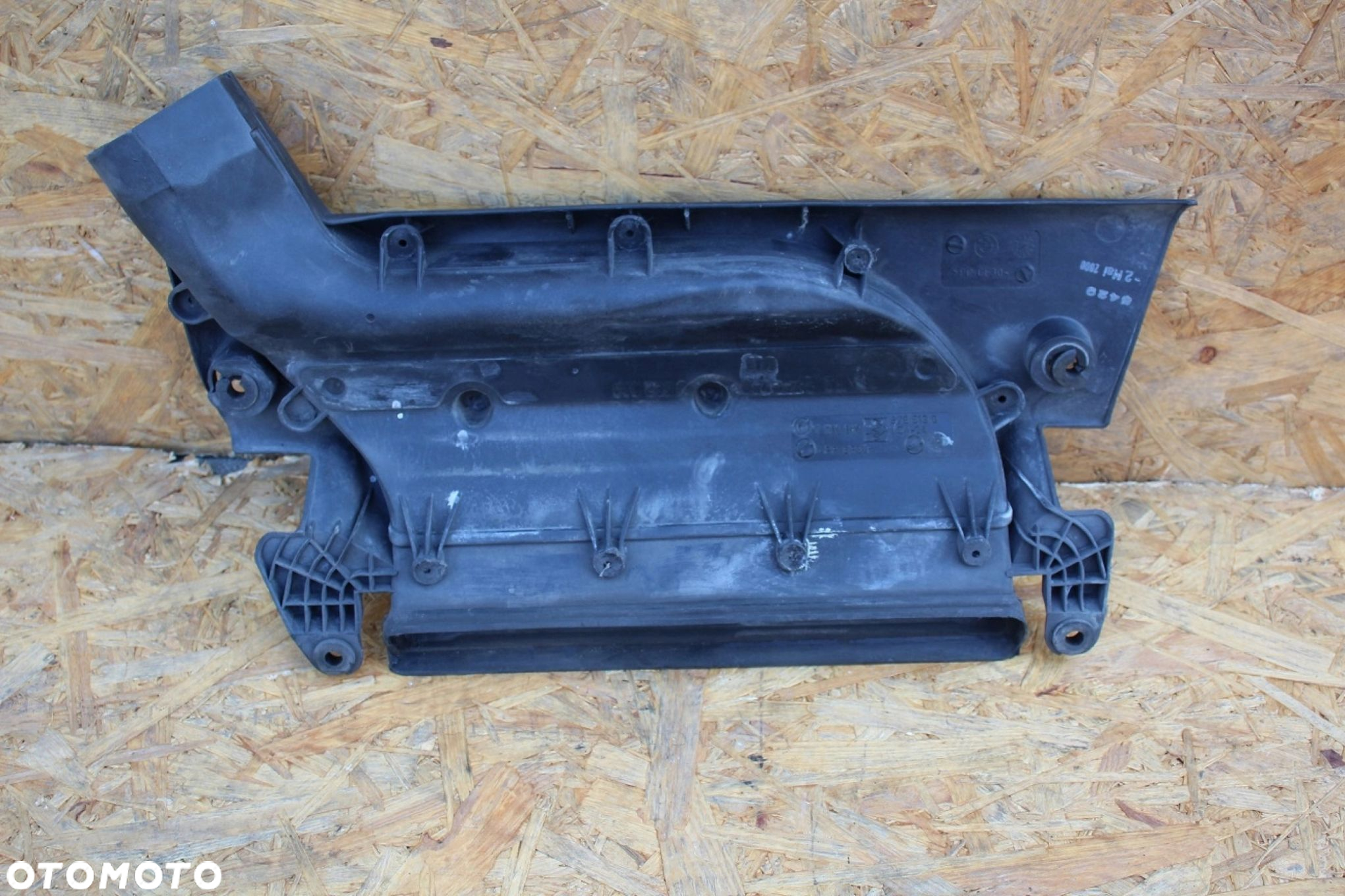 Wlot powietrza kanał BMW e46 m54 7502842 - 2